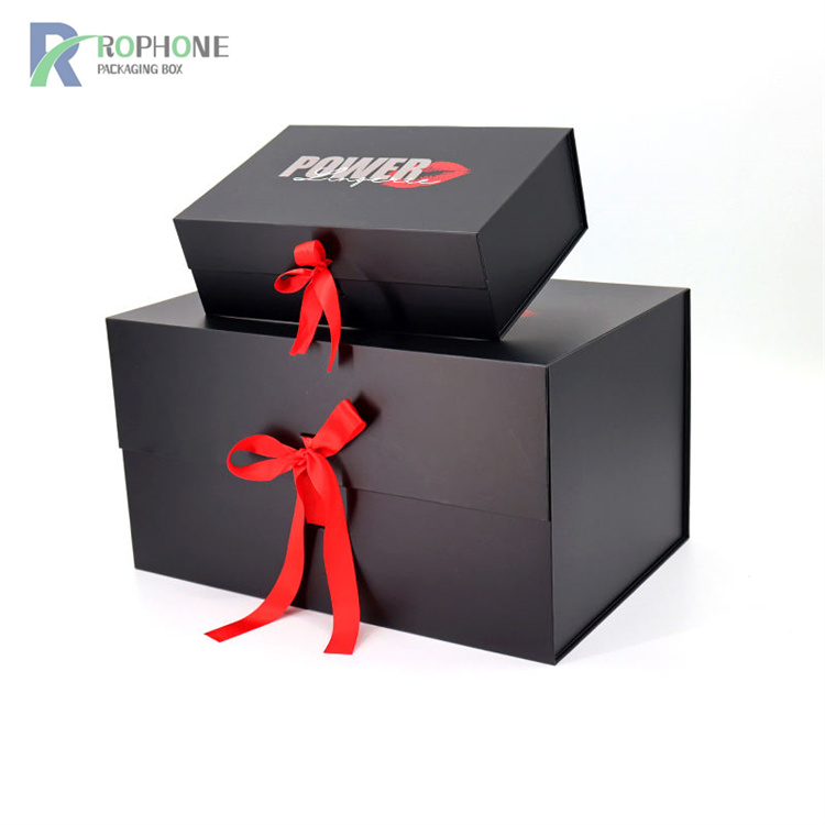 black foldable gift boxes