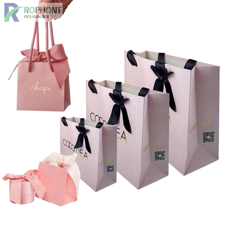 Paper gift bags