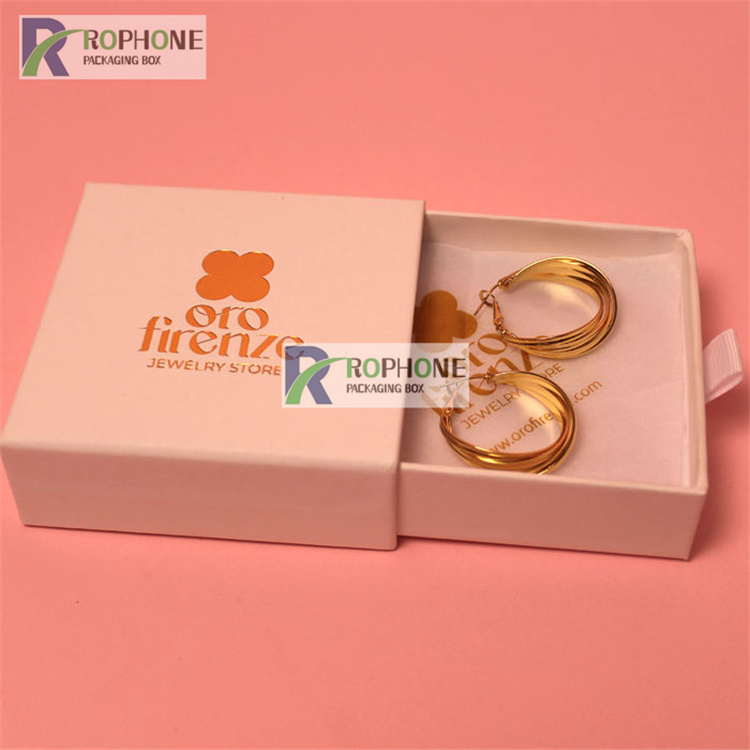 pink jewelry box packaging